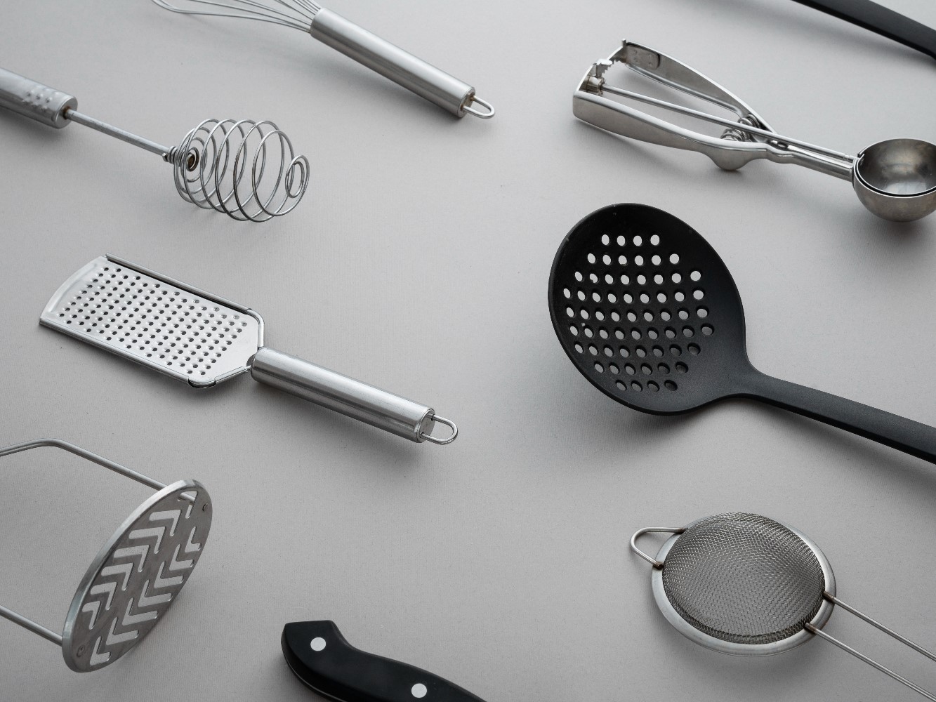 Practical and Stylish – Must-Have Kitchen Accessories