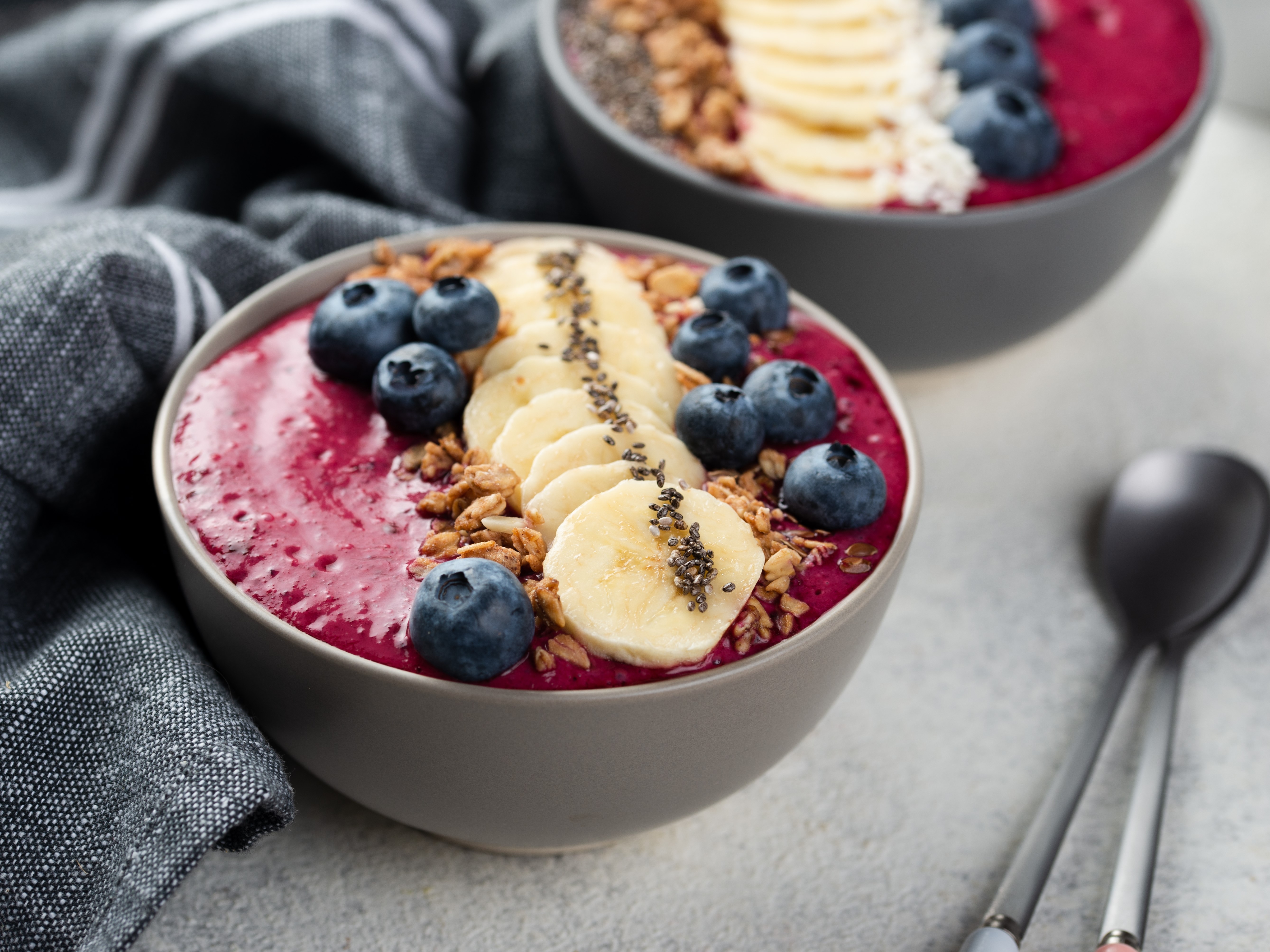 Domowe Smoothie Bowl – Kolorowe Śniadanie Pełne Witamin